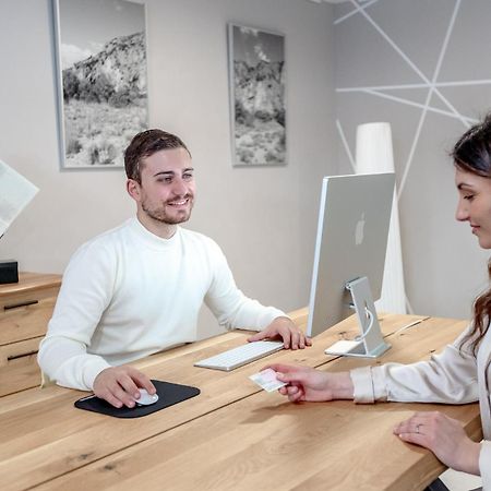 Miralago Locarno Easy Rooms Muralto Екстериор снимка